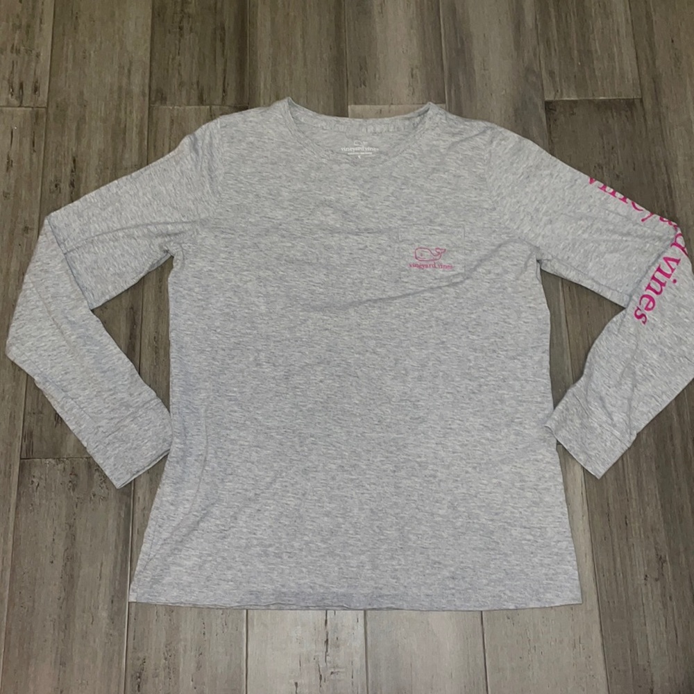 Long sleeve vineyard vine shirt